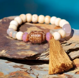 simply beautiful - Carved Buddha Bracelet