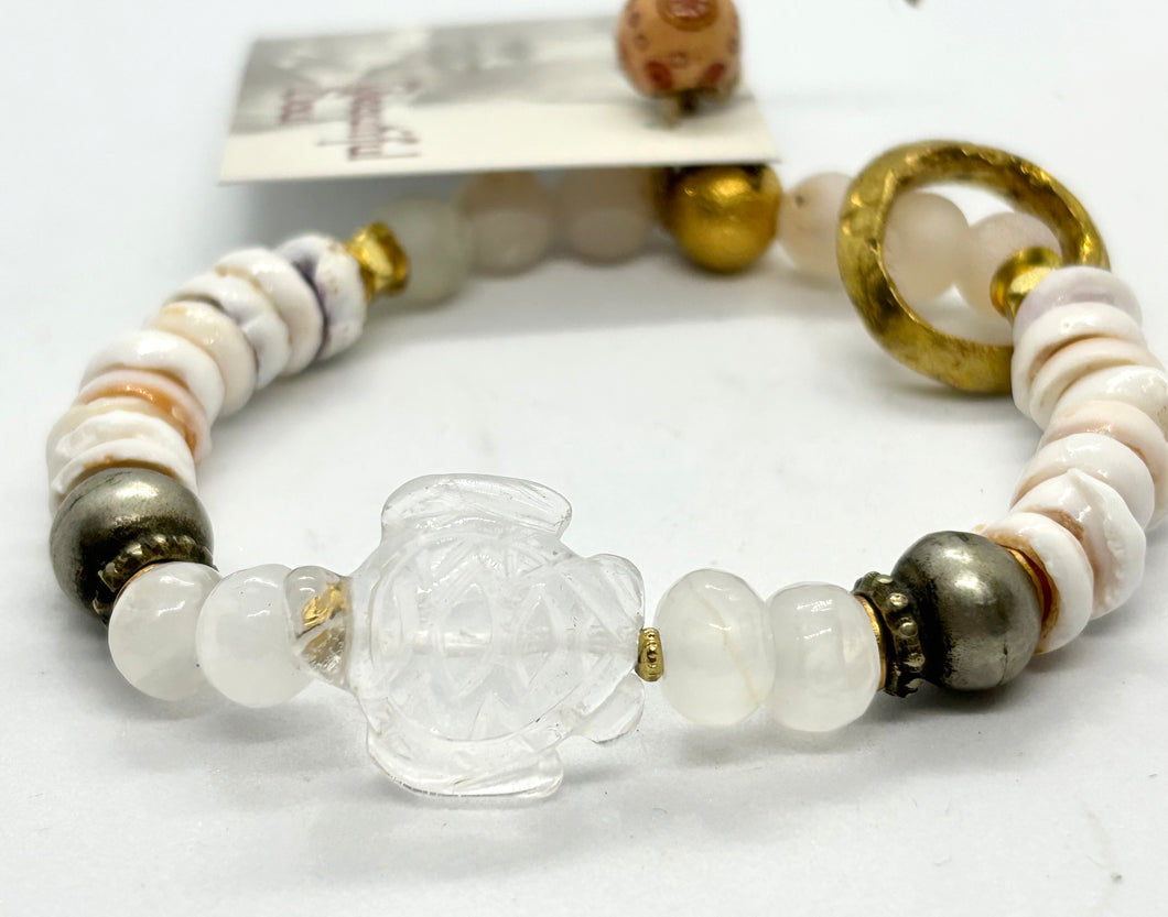 BEAUTIFUL SOUL - CRYSTAL TURTLE WITH PUKA - BRACELET