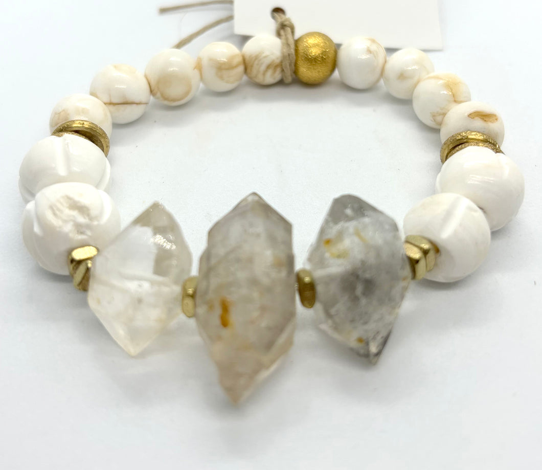 BEAUTIFUL SOUL - HERKIMER DIAMOND WITH CARVED CONCH BEADS - BRACELET