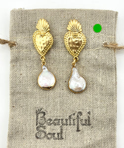 BEAUTIFUL SOUL - SACRED HEART WITH PEARL - EARRINGS