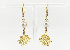 BEAUTIFUL SOUL - 18K GOLD FLOWERS & FRESHWATER PEARL - EARRINGS