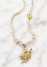 BEAUTIFUL SOUL - ARTISAN LOST WAX HEART WITH ROSES - SHORT NECKLACE ✔️