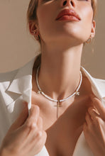 BEAUTIFUL SOUL - CROSS WITH WHITE TURQUOISE - SHORT NECKLACE