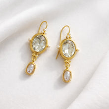 BEAUTIFUL SOUL - CLEAR CRYSTAL AND PEARL DROP - EARRINGS