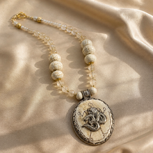 BEAUTIFUL SOUL - RARE, ETCHED CONCH SHELL WITH "OM" - SHORT NECKLACE ✔️