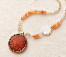 BEAUTIFUL SOUL - VINTAGE ROMAN CARNELIAN INTAGLIO DESIGN 2 - SHORT NECKLACE ✔️