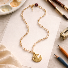 BEAUTIFUL SOUL - MOON & STAR - SHORT NECKLACE