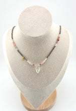 BEAUTIFUL SOUL - GLORIOUS ROCK CRYSTAL SHELL - SHORT NECKLACE