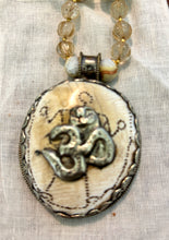 BEAUTIFUL SOUL - RARE, ETCHED CONCH SHELL WITH "OM" - SHORT NECKLACE ✔️