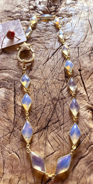 simply beautiful - Opalite chain with Pave clasp - 19